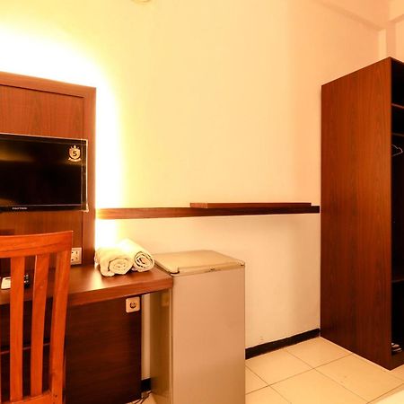 Hotel Jawa Сурабая Екстериор снимка